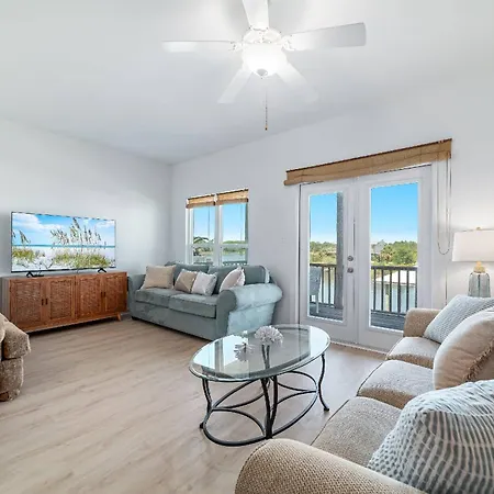 Villa Palmetto House